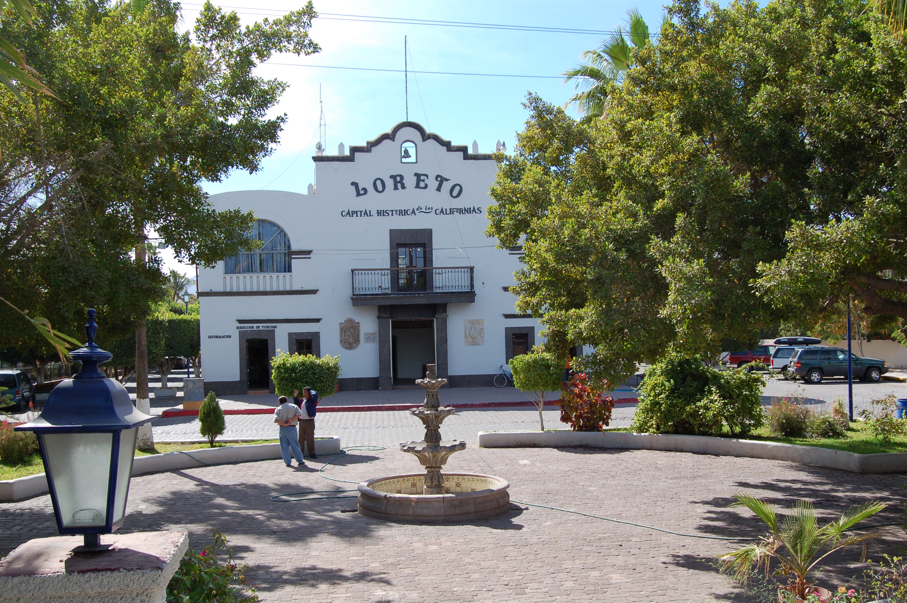 town-center-loreto-baja-sur-mexico